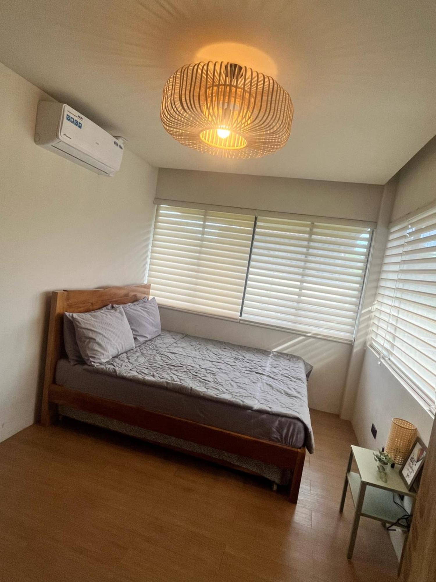 Seafront Residences Vacation Getaway San Juan  Exteriér fotografie