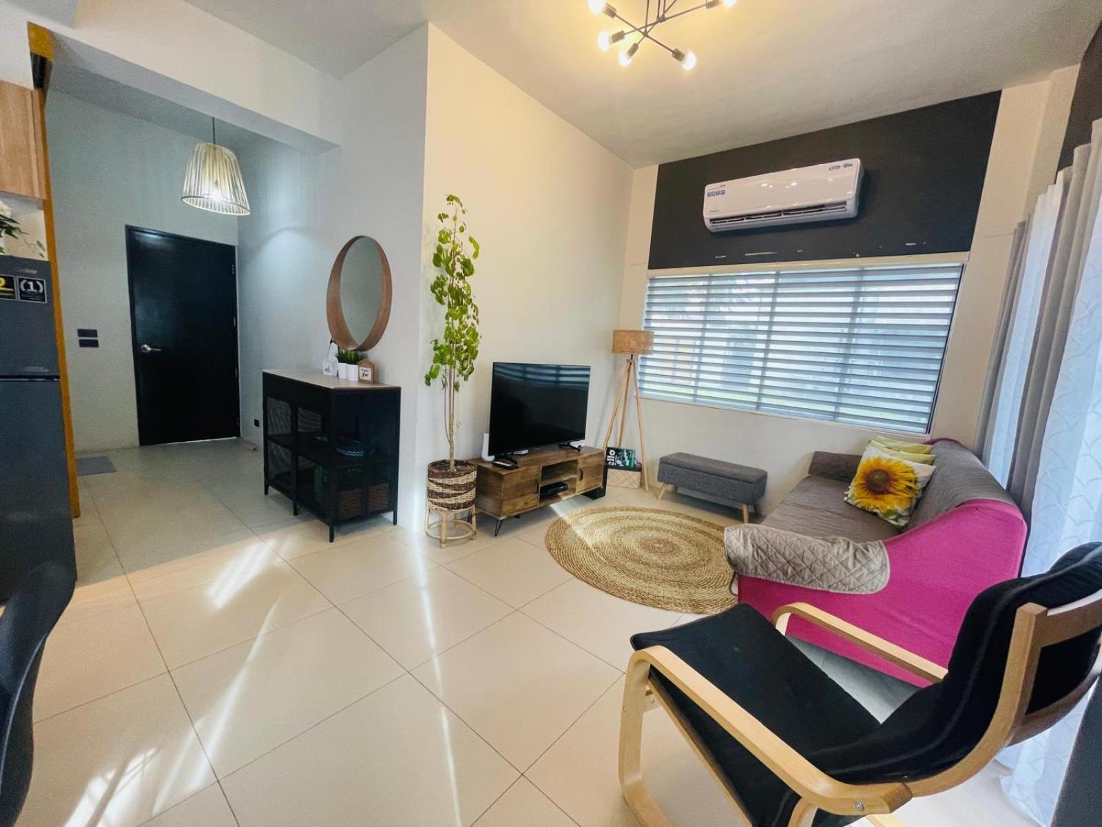 Seafront Residences Vacation Getaway San Juan  Exteriér fotografie
